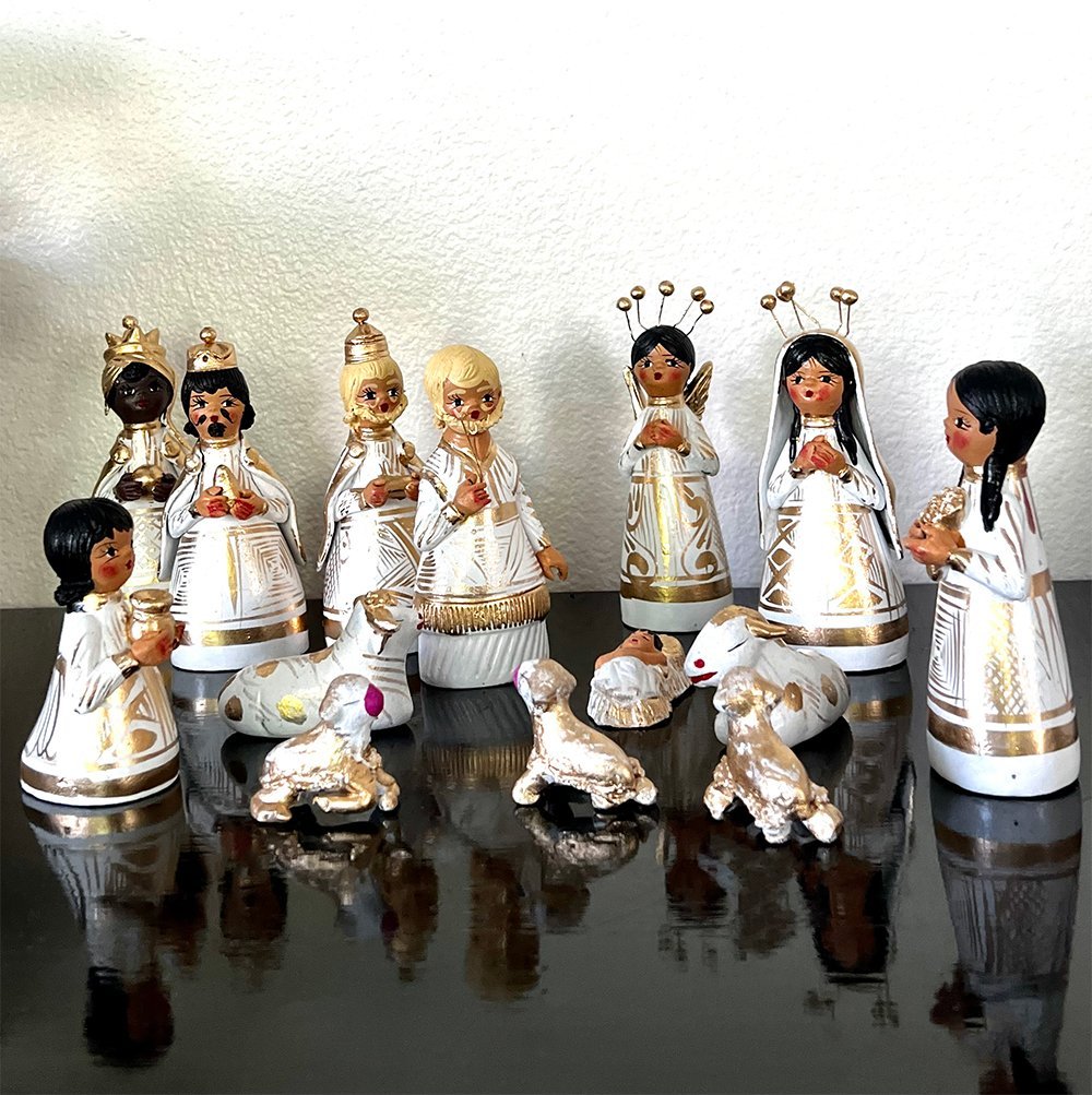14 Pieces Large Hand Painted Clay Nativity 6in image 3