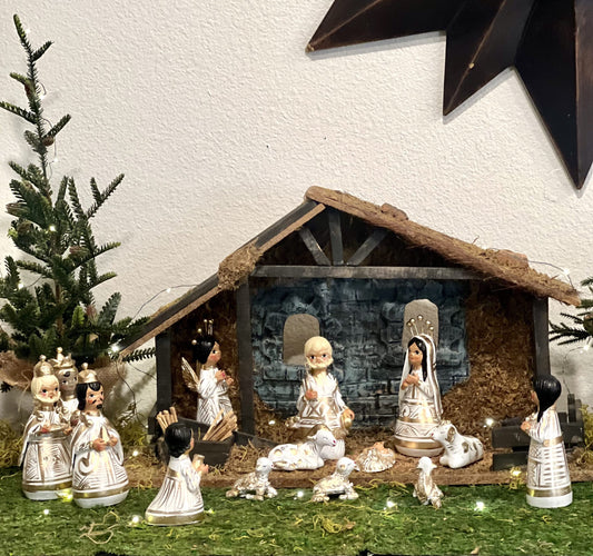 14 Pieces Large Hand Painted Clay Nativity 6in image 0